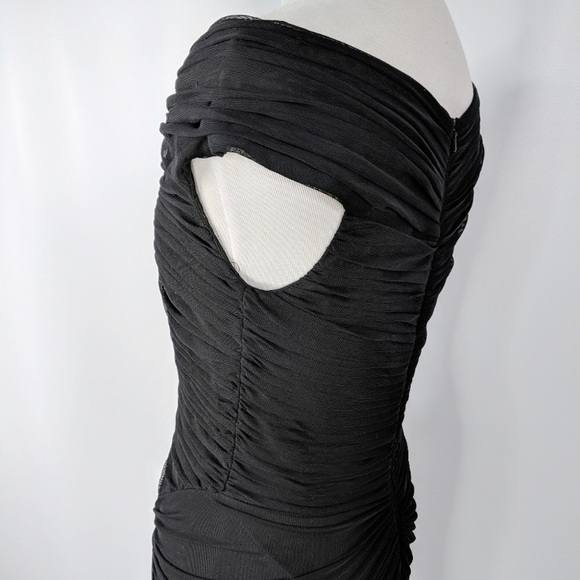 Tadashi Shoji Gown - Picture 2 of 5